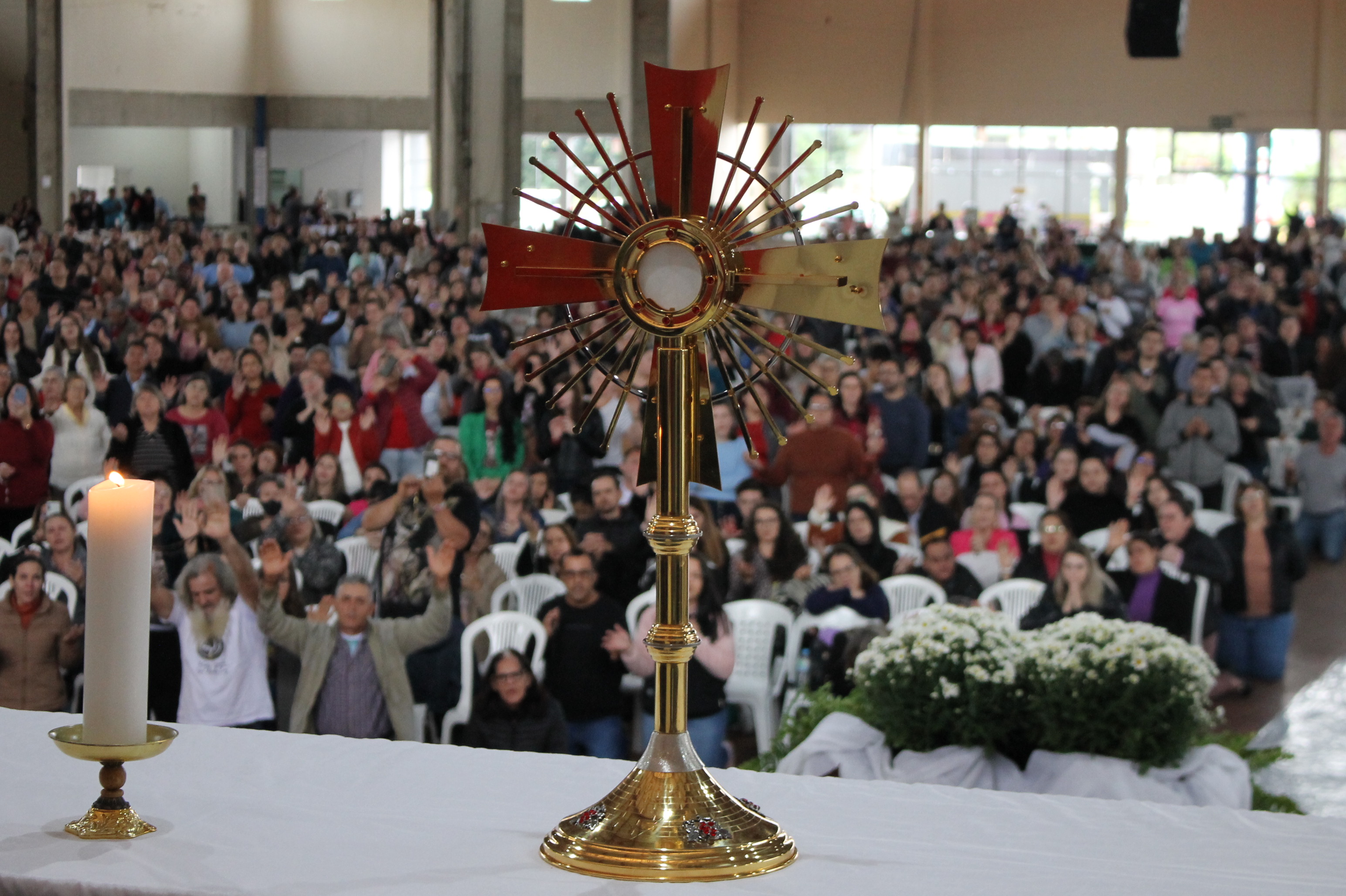 Enchei vos do Espírito Santo foi tema do Dia de Pentecostes Diocese